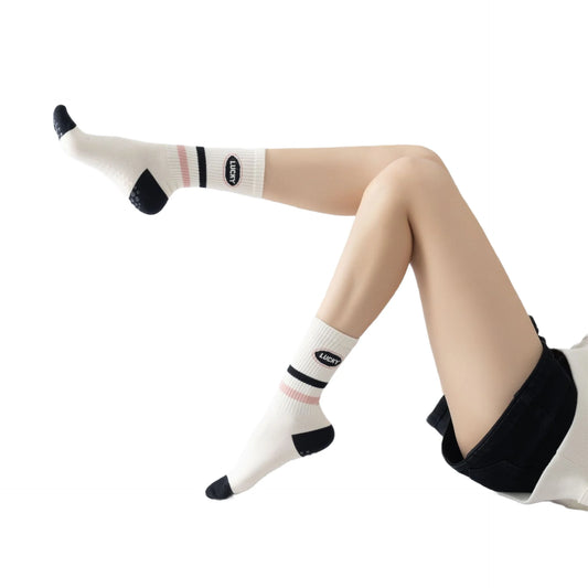 Koralis Serene Crossover-Grip Socks